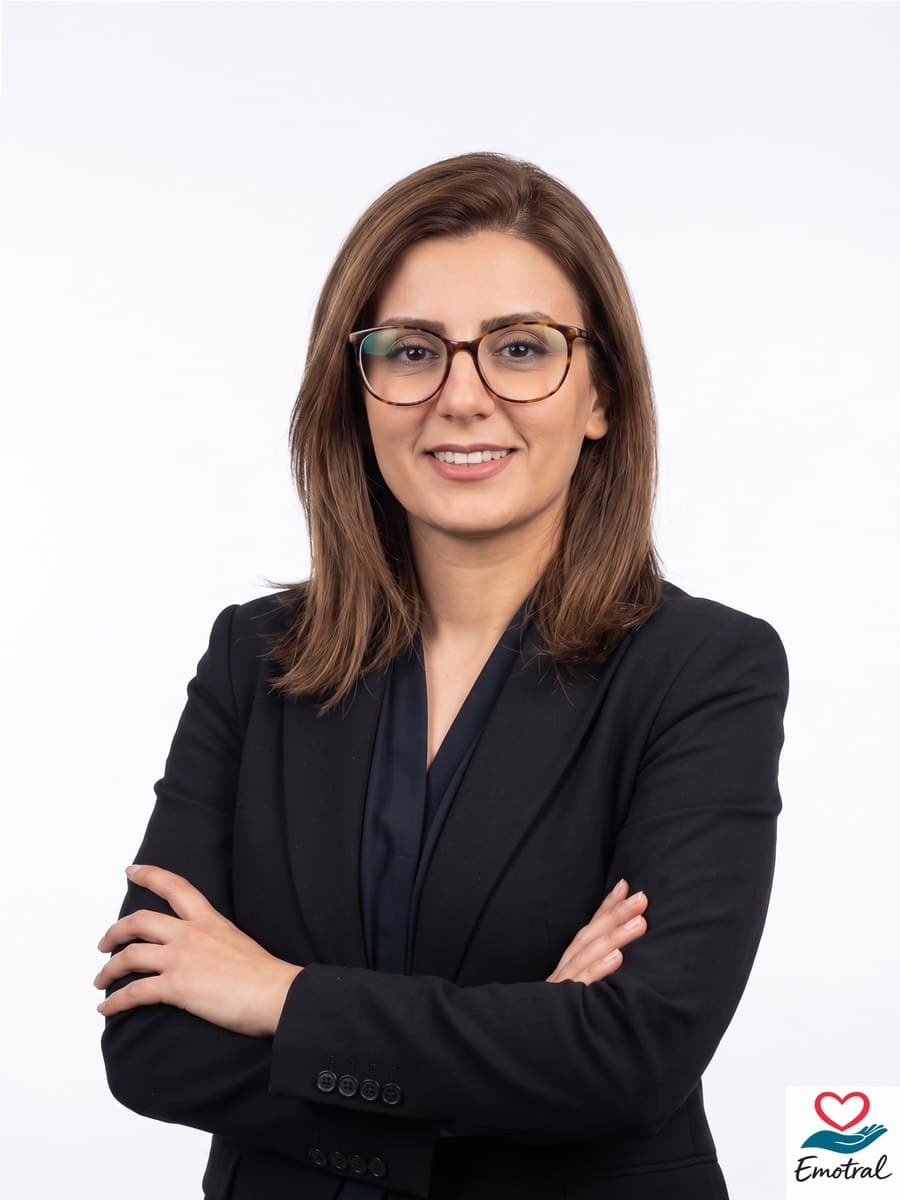 لنا عبادی