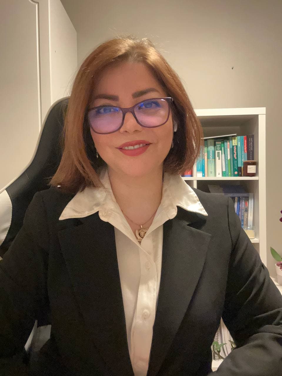 فرزانه آب روشن